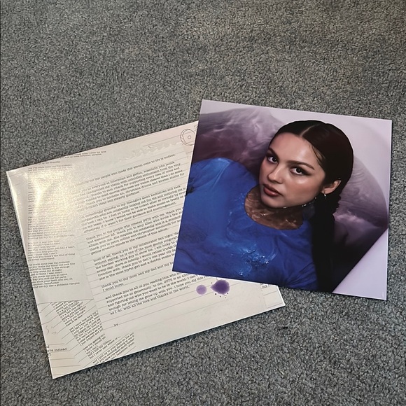 GUTS Vinyl - Picture 3 of 7